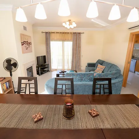 Vela - In Complex Near The 公寓