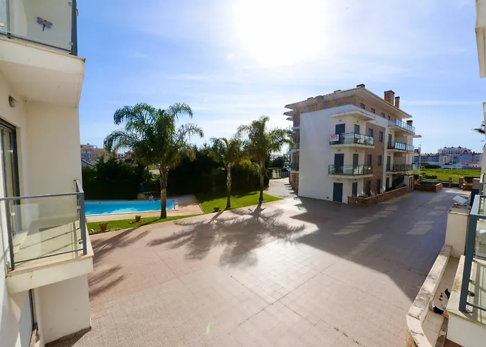 Apartment Vela - In Complex Near The São Martinho do Porto