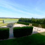 Apartment Vela - In Complex Near The